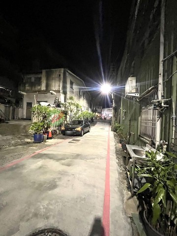 大順民族輕軌站/鼎山商圈/靜巷便宜透天｜高雄市三民區民族一路