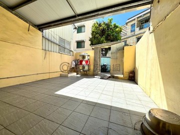 22地坪#世運庭園透天｜3房格局 ✖ 雙捷紅線站 ｜高雄市左營區和光街