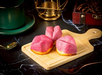 紐西蘭莓果蜜唇瑪德蓮隨手包