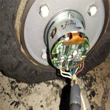 三菱主軸編碼器TS5262N24 帶磁圈另一探頭沒型號