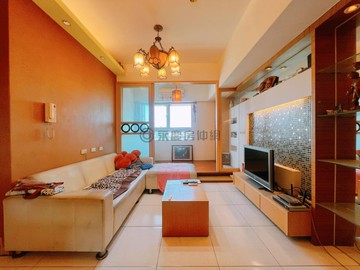 小港２房１室加平車｜採光好｜衛浴開窗｜高雄市小港區華山路