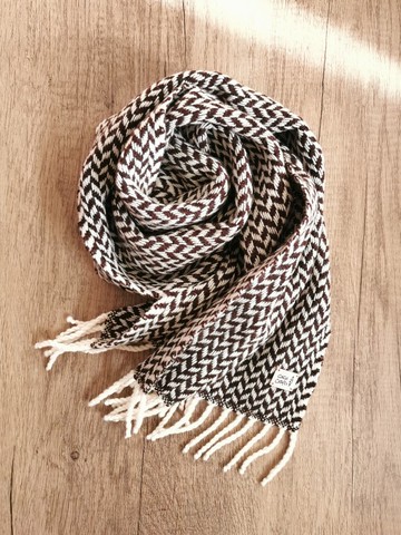 Handwoven by Carina | 手織牦牛絨羊毛圍巾