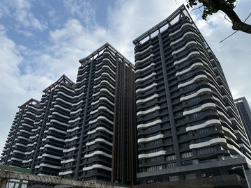 海洋都心高樓有玄關兩房平移車位可直接入住｜新北市淡水區新市五路三段