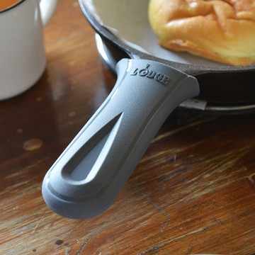 美國 LODGE Deluxe 鑄鐵鍋專用矽膠鍋柄隔熱套 ASDHH22 - 海洋藍