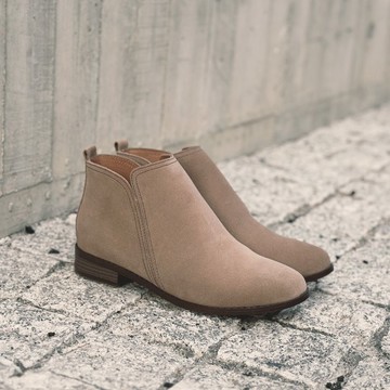 慢行下北澤防水靴-栗子奶酪