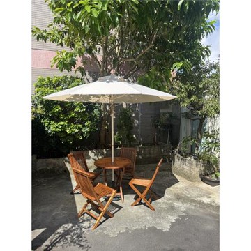 80公分圓桌＋柚木摺疊椅4入＋9尺玻纖遮陽傘＋專用傘座
