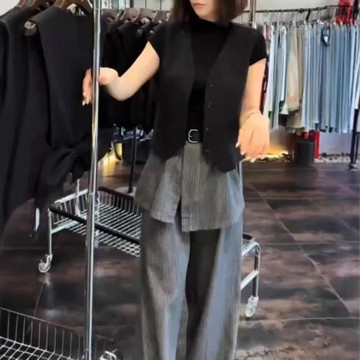 25197大愛美依緣2025夏季新款洋氣后背蝴蝶結馬甲條紋闊腿褲女潮