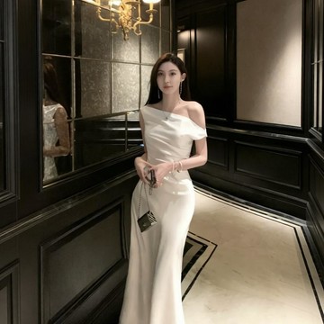 高階小禮服 蕩領斜肩連衣裙 法式洋裝 氣質長裙 白色洋裝 婚禮洋裝 收腰魚尾裙 包臀裙 一字領洋裝 生日洋裝 登記洋裝