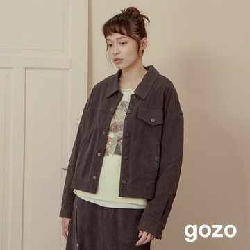 【gozo】燈芯絨口袋配色刺繡襯衫領外套(深灰/米白_F) | 女裝 襯衫領 休閒