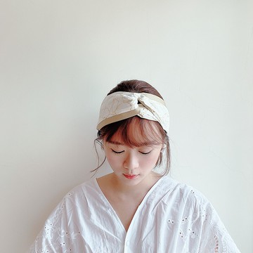 燕麥拿鐵 好煩小姐 百搭款 白色蕾絲