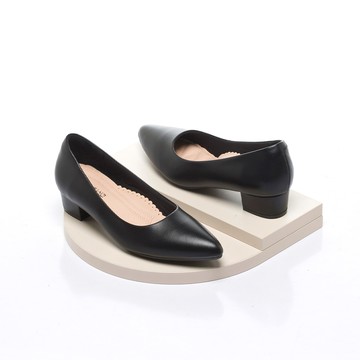 【新品】上班者聯盟 經典沈穩尖頭素面黑中跟鞋 經典黑 (602009)