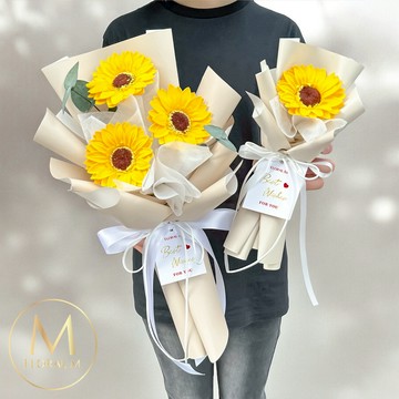 快速出貨🌻最好祝福【Floral M】盛夏最好祝福向日葵香水花小型  畢業花束  畢業禮物