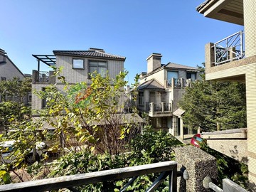 渴望獨棟近千萬裝修雙車位別墅｜桃園市龍潭區祥雲街