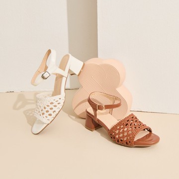 【獨家訂製楦型】鏤空編織澎澎軟芯繫帶粗跟涼鞋