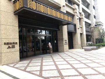 頭份尚順昌隆廣場最超值｜上興社區大三房平車｜苗栗縣頭份市富強二街