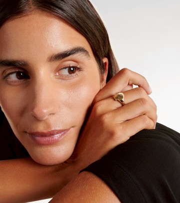 Mateo Venus 14kt gold ring