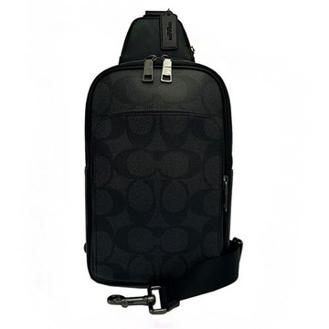 【COACH】新款大C LOGO男款單肩胸前斜背包(黑灰)