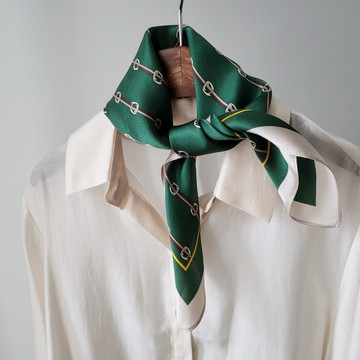 Babisoo 絲綢100迷你光澤復古領巾  53 x 53cm  深綠色