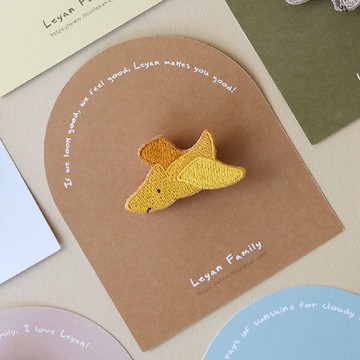 樂洋・Leyan- Dinosaur恐龍刺繡別針 / 飛行員翼手龍