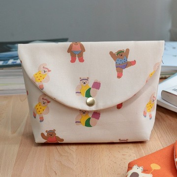 【COME ON BABY!健身操】 化妝包 雜物包 收納 熊 Aerobics