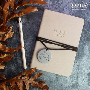 不鏽鋼鑰匙圈吊飾(當貓咪變身天秤座) / 金屬圓牌皮飾扣環/聖誕禮物opus 東齊金工