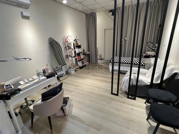 高雄車站彩虹公園，現成包租公收租自用兩相宜｜高雄市三民區河北一路