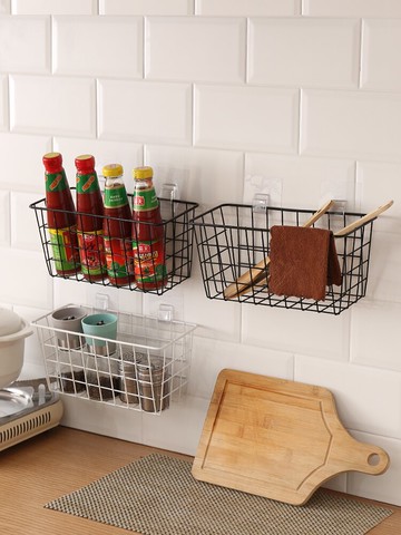 日式鐵藝創意浴室廚房吸壁掛式收納筐儲物籃掛籃墻上置物架免打孔