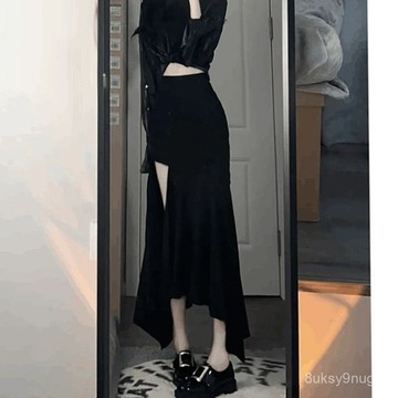 【設計感黑色不規則顯瘦半身裙】2026新款 荷葉邊 高腰 女裙 開叉半裙 A字裙 高腰半身裙 長裙 不規則半身裙 不規則