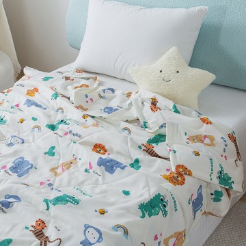 MIGRATORY 媚格德莉 - 兒童竹纖維抑菌可水洗四季蓋被/涼被-歡樂叢林 (100x120cm)