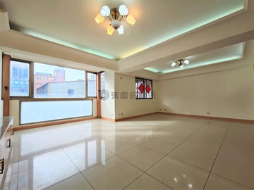 豪毅精選長庚商圈．樓中樓《英格蘭NO.6》３房車｜桃園市龜山區文化三路