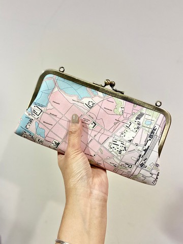 口金包 口金長夾 肩背包 腕包 親子口金/臺南地圖口金包/粉系