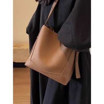 大容量時尚通勤水桶包包女2023新款秋冬高級感小眾爆款百搭斜挎包