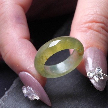 冰種秋香綠翡翠戒指戒圈 | 國際12圍 | 天然緬甸玉翡翠A貨 | 送禮