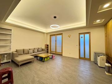 ⚠️❤️麥寮霄仁蛋黃區10年七米大面寬可停雙車別墅｜雲林縣麥寮鄉霄仁