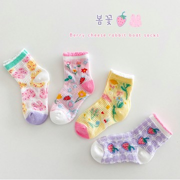 love, charlotte - 草莓花花薄款短筒棉襪-4 雙一組