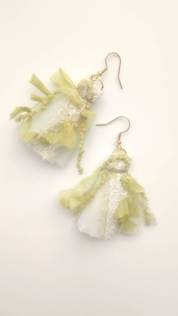 日本紗線　流蘇耳環