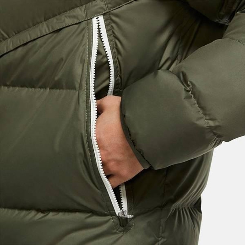 ナイキ メンズ Nike Men's Sportswear Down-Fill Windrunner Shield