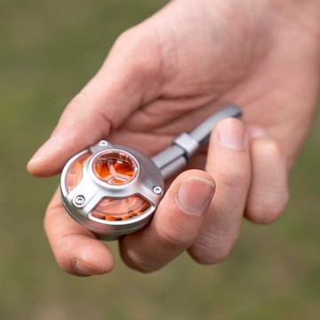 【春節好禮-好事花生紅包袋(贈完為止)】GIGA PUMP Air 指尖幫浦 首創無電池設計 外接電源啟動 露營充氣Ｘ行李壓縮Ｘ日常收納 ALL IN 活力橘