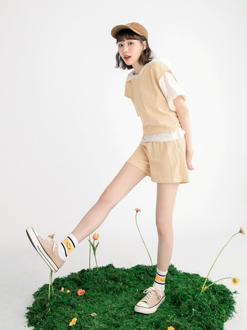 快乾全鬆緊腰頭開衩休閒短褲