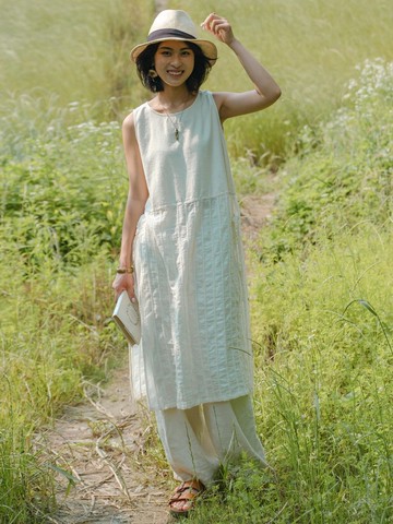 2顔色 秋香綠/棉籽白 疙瘩棉拼接繫帶洋裝 開叉背心長款罩衫