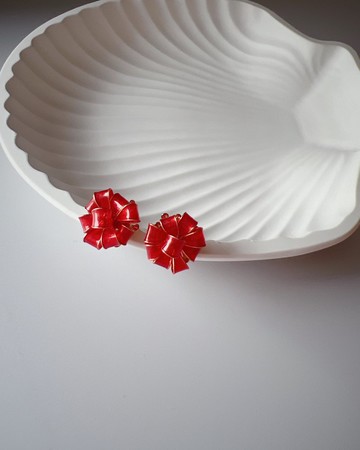 愛的禮物 紅 小小貼耳樹脂耳環