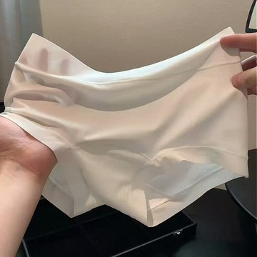 平角無痕冰絲簡約內褲女士中腰透氣日系舒適夏薄款裸感親膚內褲女 鑫弘-素時衣櫥