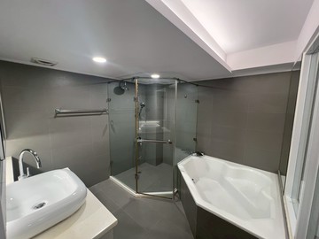 建功商圈全新整理超美大四房平車｜高雄市三民區建德路