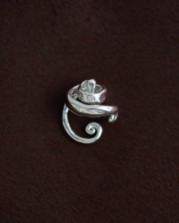 Helix Ear Cuff | 螺旋耳骨夾