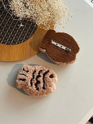 鯛魚燒 俄羅斯刺繡 戳戳繡 胸針 扣針 材料包