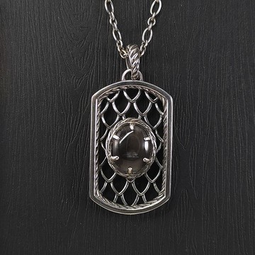 龍騎士 | 鱗片圖騰鏤空窗格吊牌墜飾 - 矽線石貓眼.S925純銀