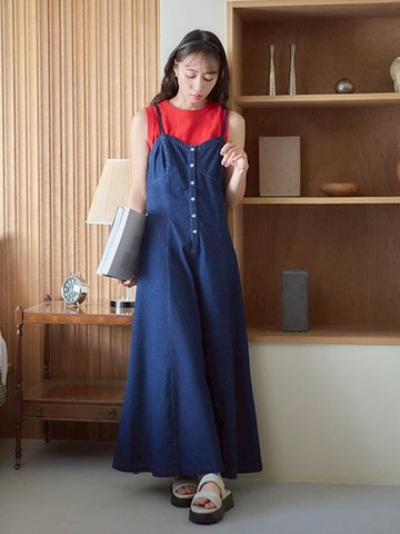 前排釦設計ALINE高腰剪裁吊帶洋裝(01000125900) - earth music&ecology