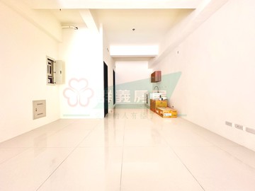 大里二期全新學區店面附平車位｜台中市大里區永隆五街