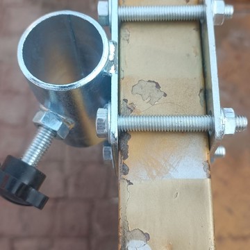 【臺灣熱賣】 太陽傘支架 戶外擺攤 遮陽防紫外線 擺地攤耐用 加厚傘架 固定器 鍍鋅 質量無憂