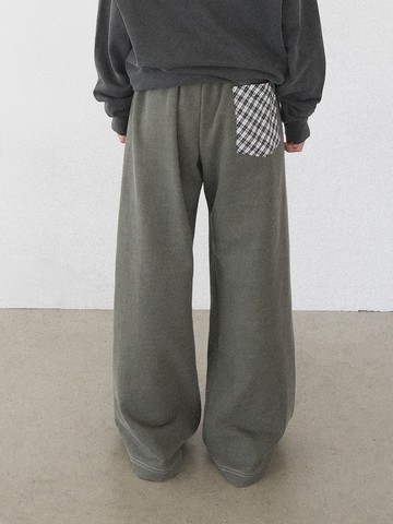 KHAKI CHECK SWEAT PANTS